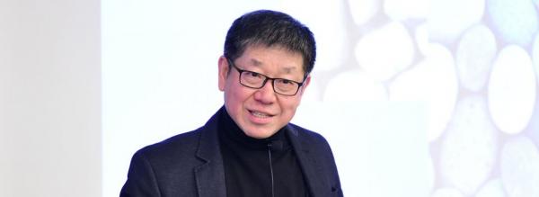 Professor Jun Zhang Elected APS Fellow, Cited for “His Elegant and Artful Experiments”