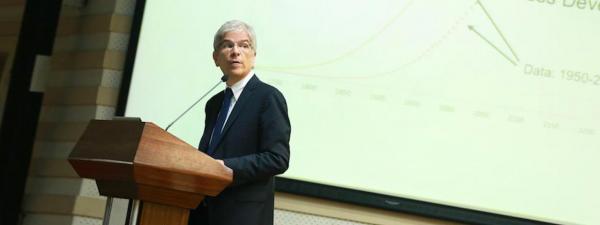 NYU Shanghai Congratulates Paul Romer on Winning the 2018 Nobel Prize in Economics